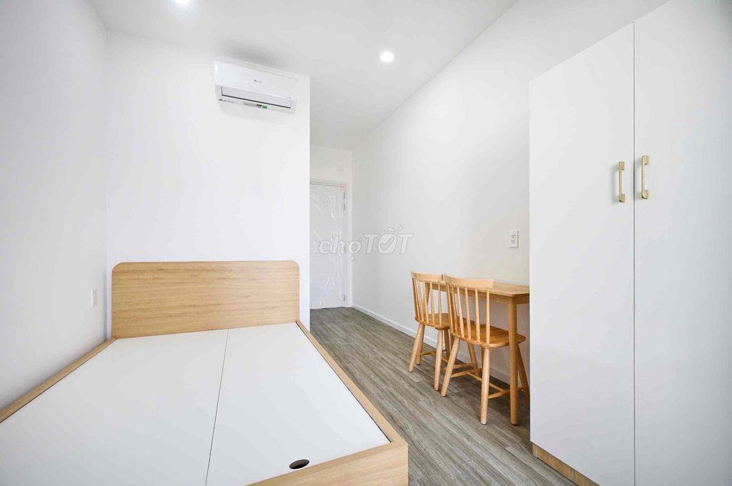 Cho Thuê Căn Hộ Studio Ban Công Full Nội Thất Cao Cấp Trung Tâm Quận 7