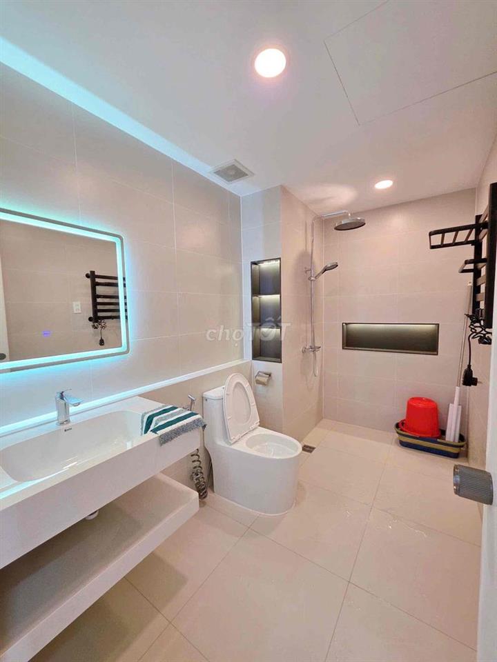 Cho Thuê Chung Cư 1 Phòng Ngủ Tách Bếp Full Nội Thấp Mới Hiện Đại Q7