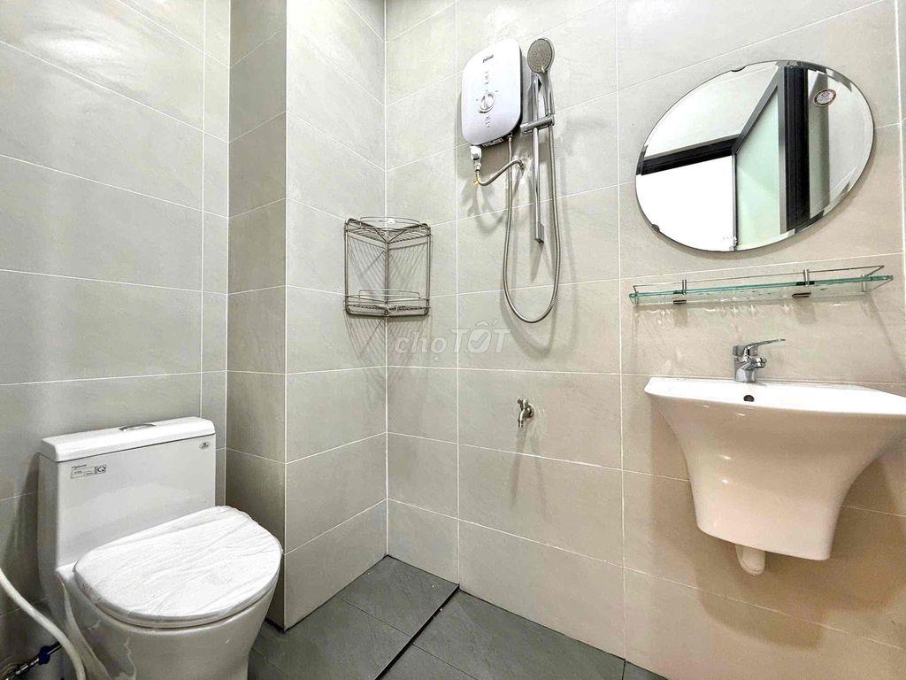 Cho Thuê Căn Hộ Studio Ban Công Full Nội Thất Hiện Đại Gần TDTU Quận 7