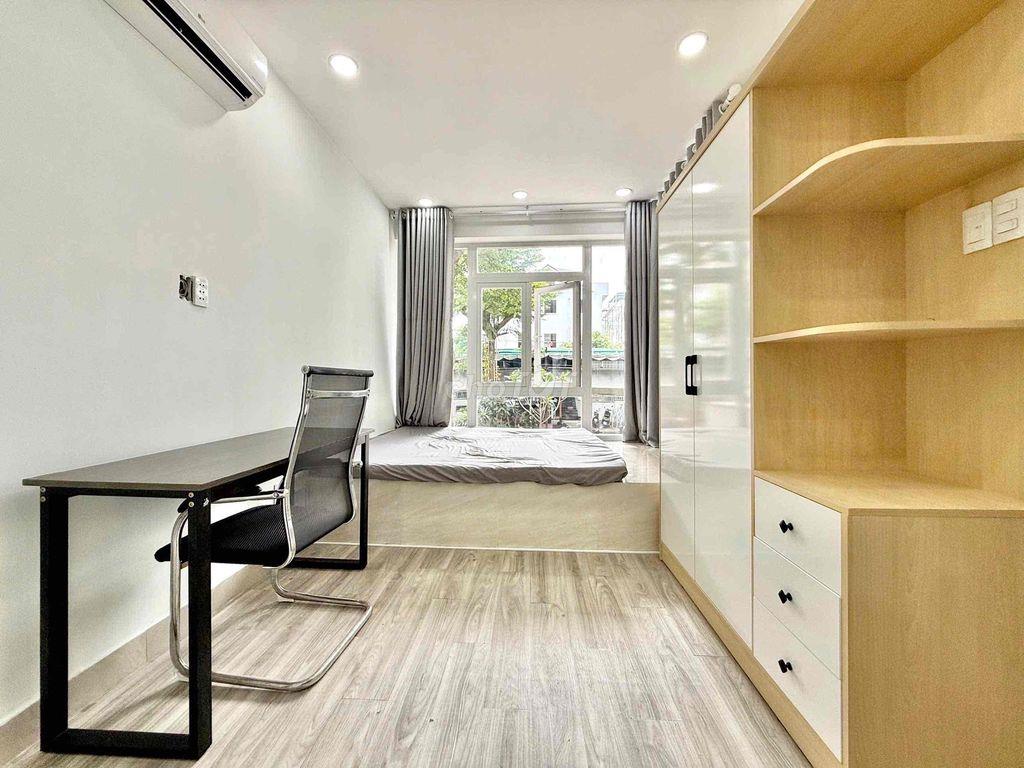 Cho Thuê Căn Hộ Studio Ban Công Full Nội Thất Hiện Đại Gần TDTU Quận 7