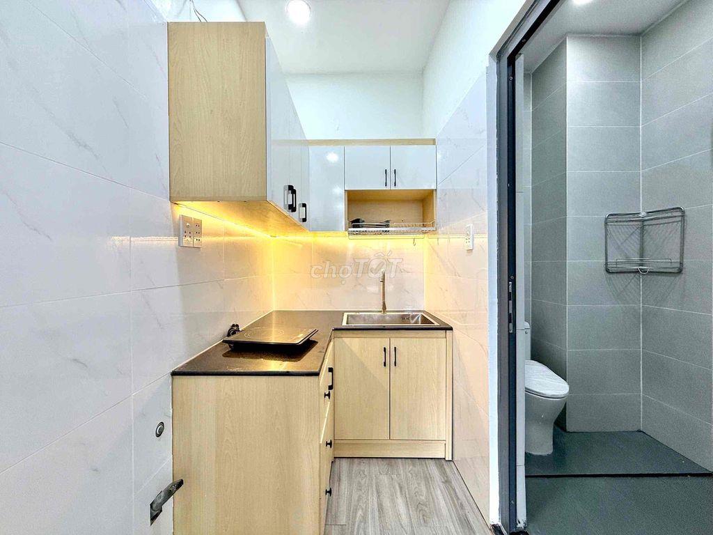 Cho Thuê Căn Hộ Studio Ban Công Full Nội Thất Hiện Đại Gần TDTU Quận 7