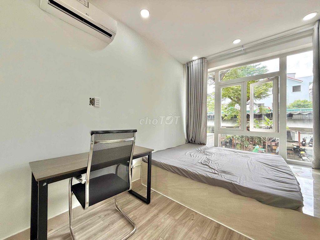 Cho Thuê Căn Hộ Studio Ban Công Full Nội Thất Hiện Đại Gần TDTU Quận 7