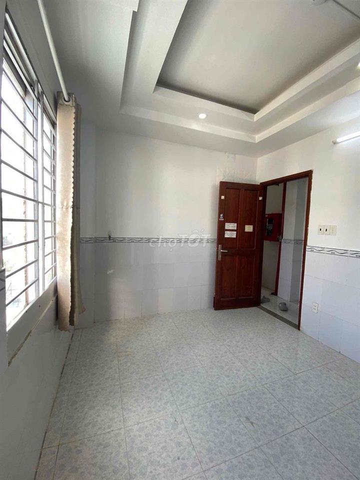 PHÒNG LÊ VĂN LƯƠNG Q7 – GẦN TÔN ĐỨC THẮNG