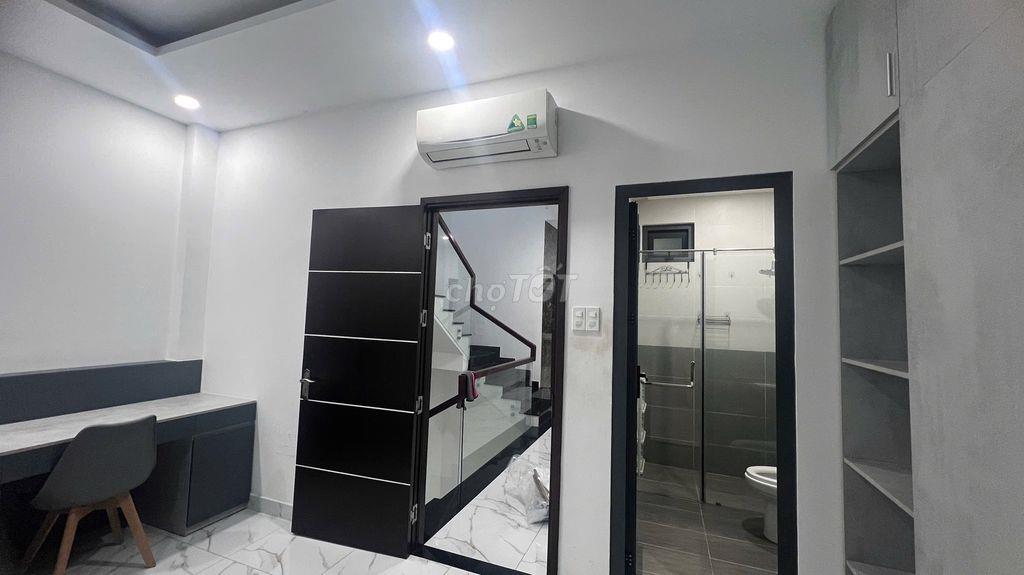 Cho thuê nhà mặt tiền đường 25 có thang máy giá 50 triệu