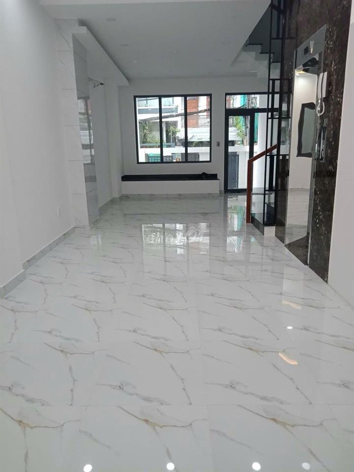 Cho thuê nhà mặt tiền đường 25 có thang máy giá 50 triệu