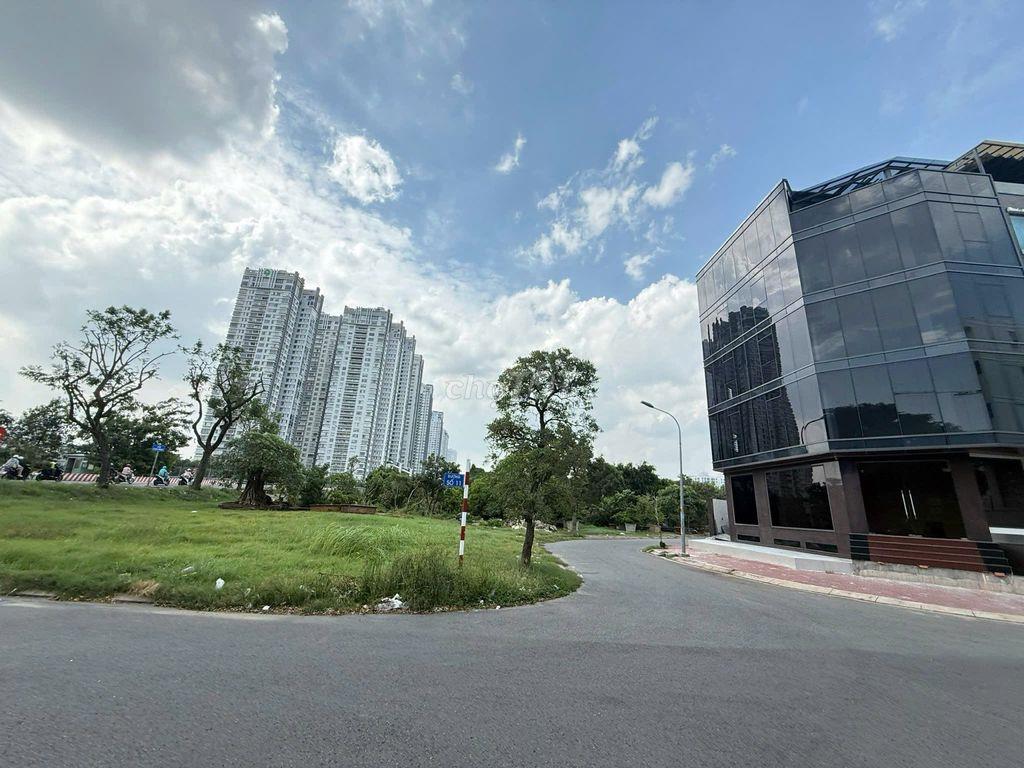  CHO THUÊ TÒA NHÀ GÓC 3 MẶT TIỀN NGUYỄN HỮU THỌ – KDC KIM SƠN, QUẬN 7 