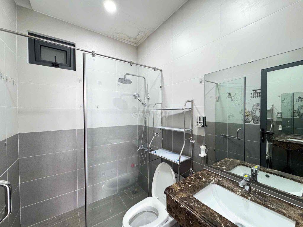 KHAI TRƯƠNG STUDIO FULL NỘI THẤT HIỆN ĐẠI CÓ BAN CÔNG CỬA SỔ THOÁNG