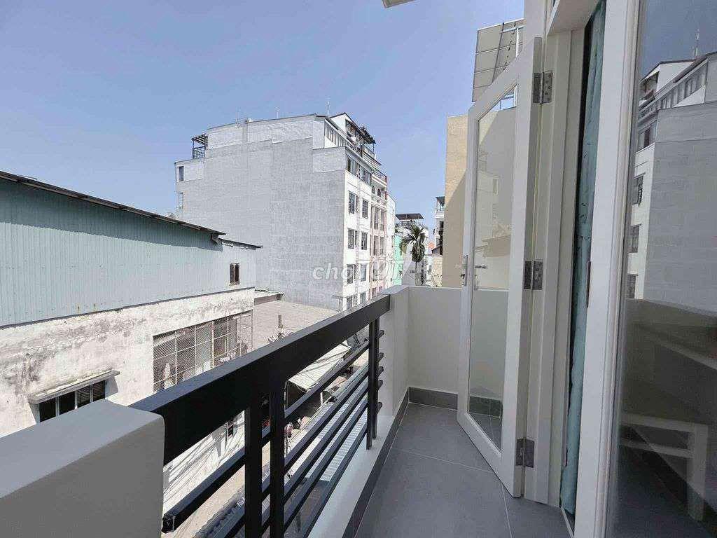 DUPLEX THOÁNG gần LOTTE, KCX, PHÚ MỸ HƯNG, RMIT, TDTU, UFM, NTTU, Q4