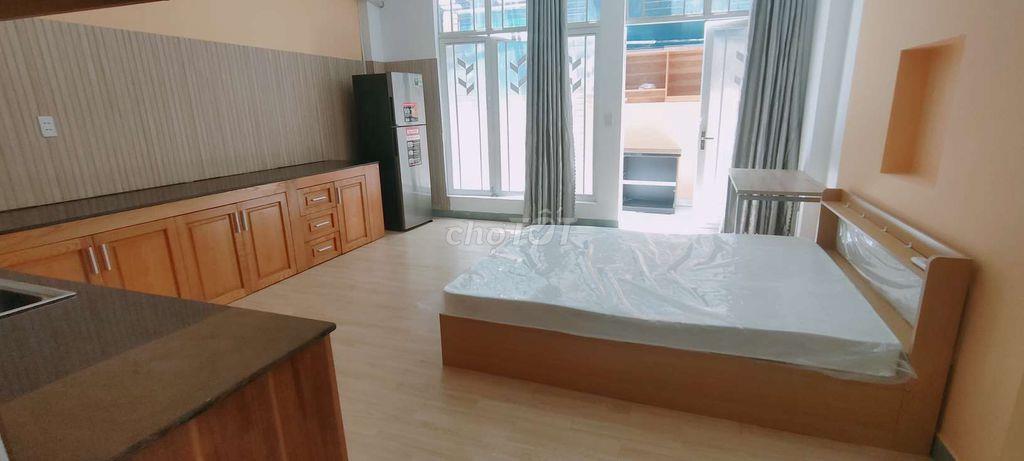 Studio 1pn, 2pn ban công, tách bếp, phù hợp cho GĐ, SV RMIT. PMH