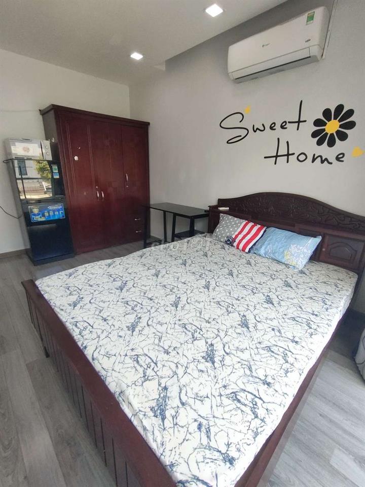 Studio, CHDV cho thuê phòng trọ sinh viên RMIT, Nhân Viên văn phòng