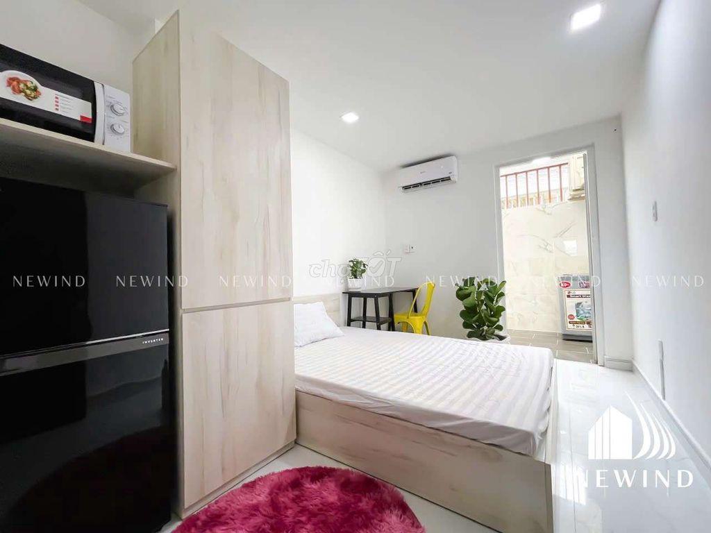 Studio, CHDV cho thuê phòng trọ sinh viên RMIT, Nhân Viên văn phòng