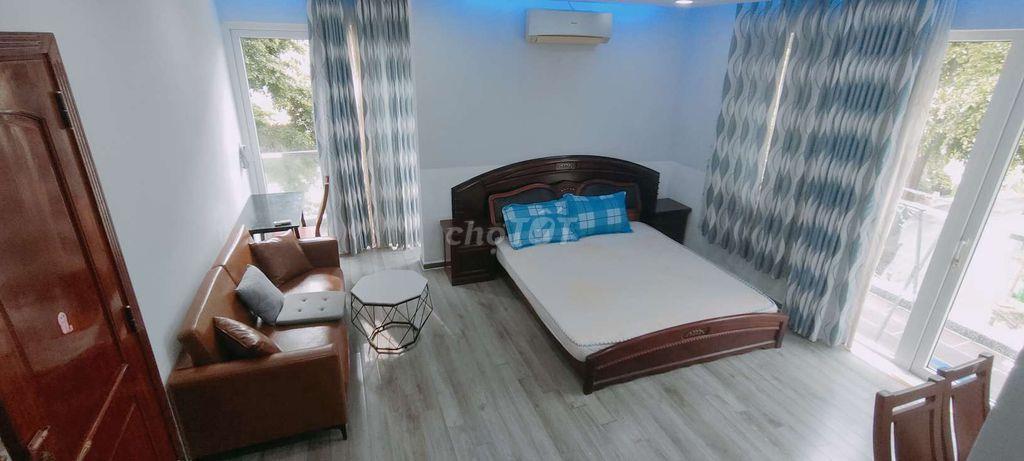 Phòng Trọ Dạng Studio ban công, cửa sổ lớn phường Tân Hưng (Q7)