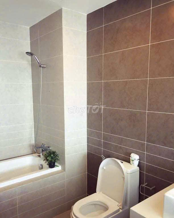 Cho thuê gấp 2pn 2wc dt 76m2 giá tốt nhà đẹp