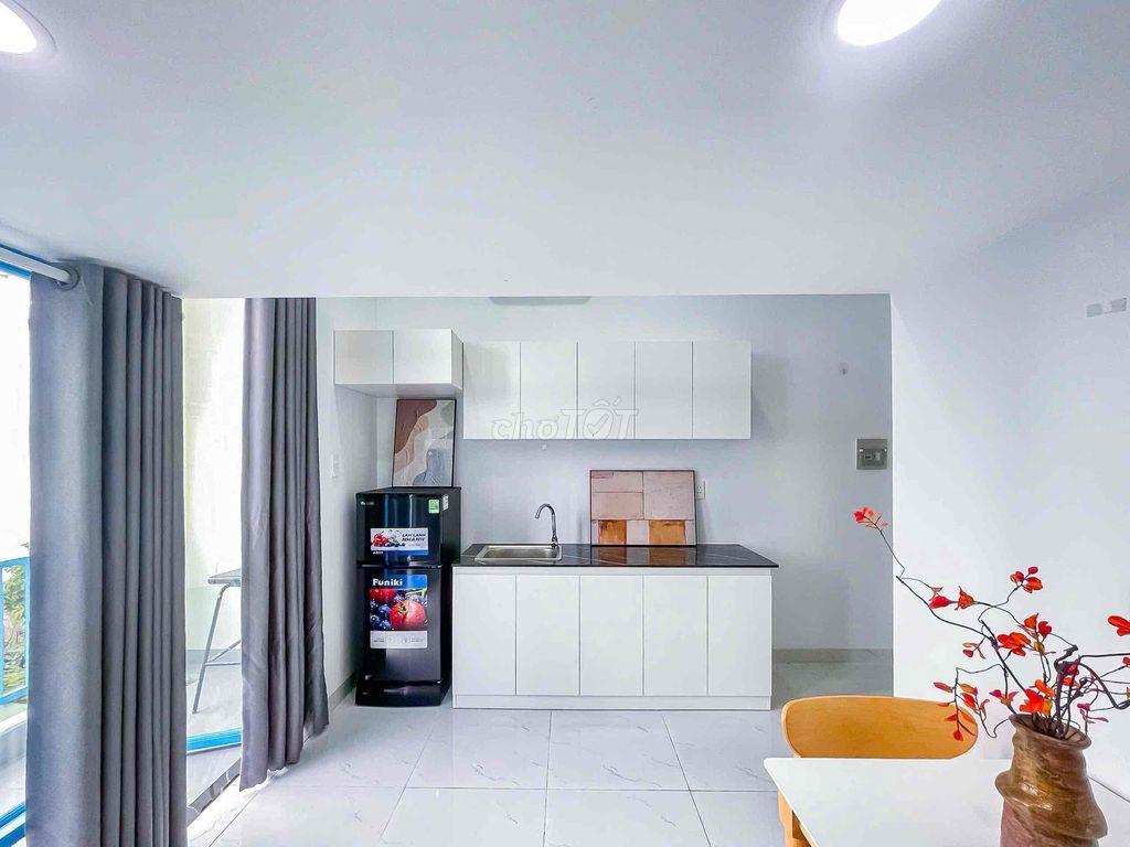 DUPLEX 40M2 CÓ MÁY GIẶT RIÊNG BANCOL GẦN RMIT NGÂY LÂM VĂN BỀN