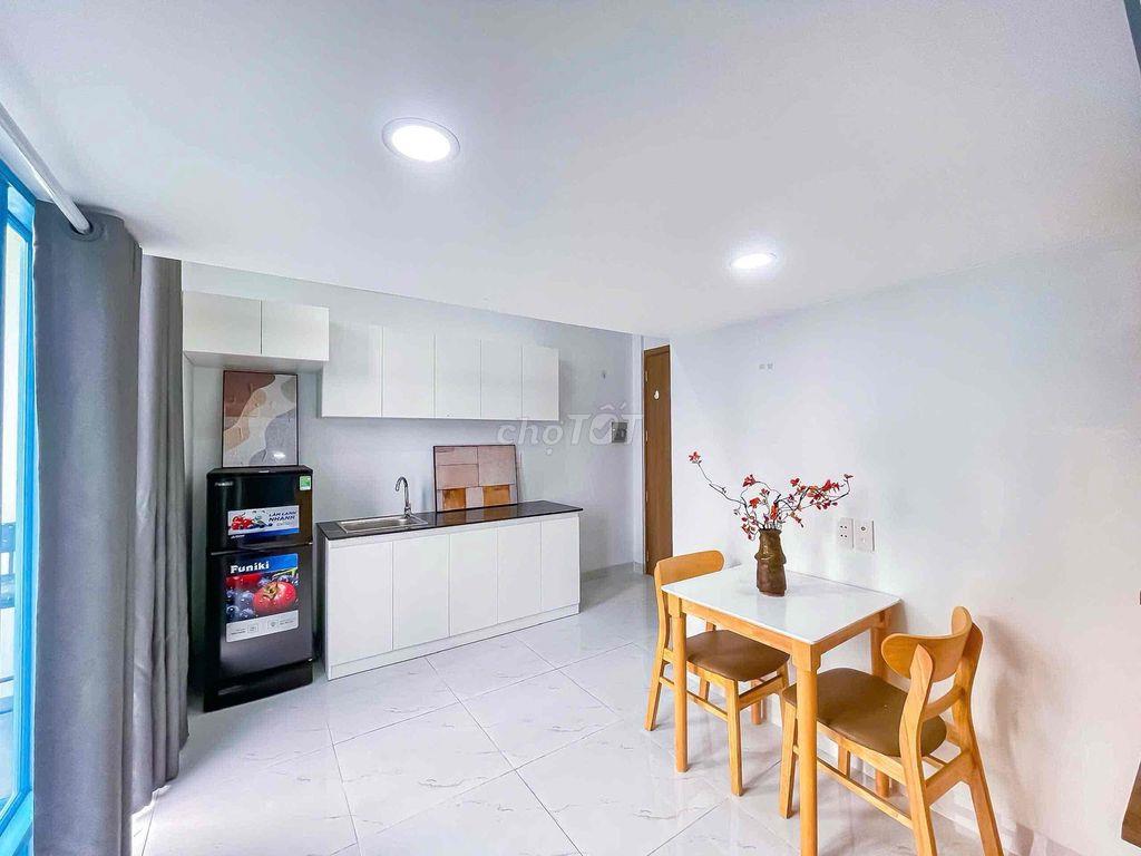 DUPLEX 40M2 CÓ MÁY GIẶT RIÊNG BANCOL GẦN RMIT NGÂY LÂM VĂN BỀN