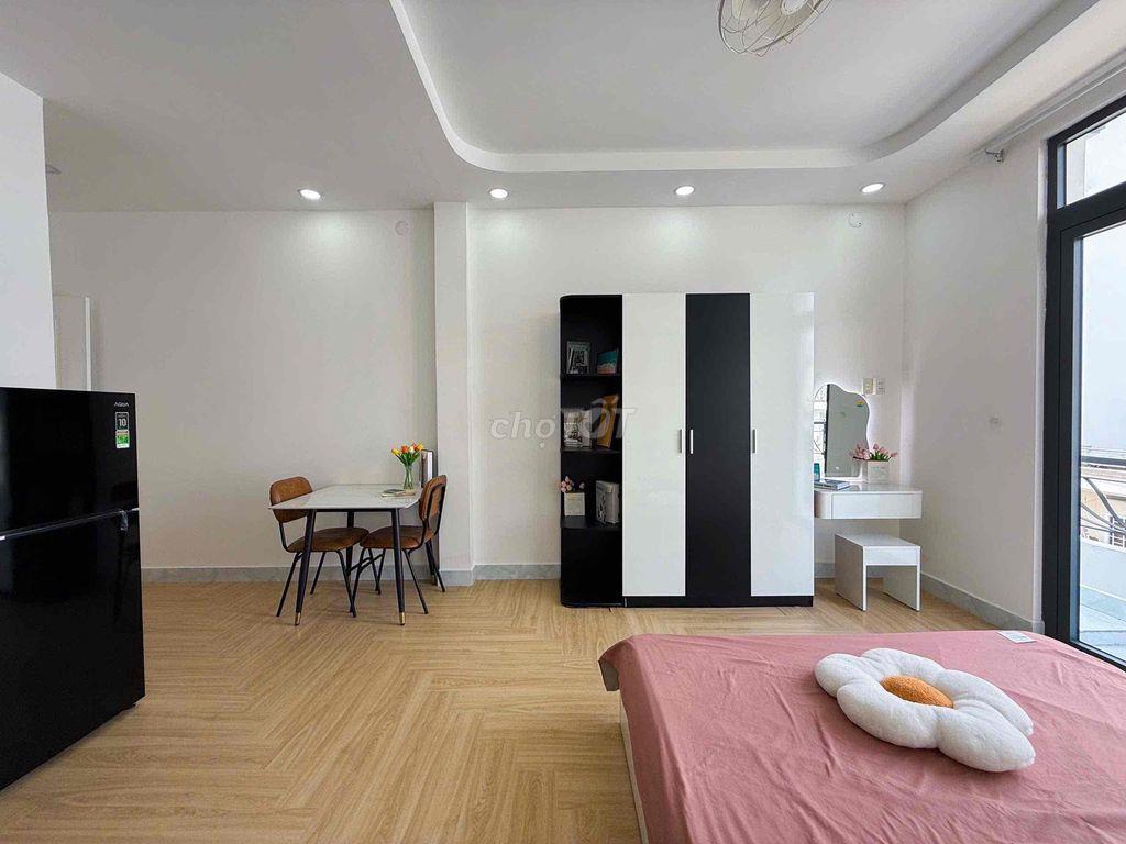 CĂN HỘ BAN CÔNG RỘNG TRUNG TÂM QUẬN 7