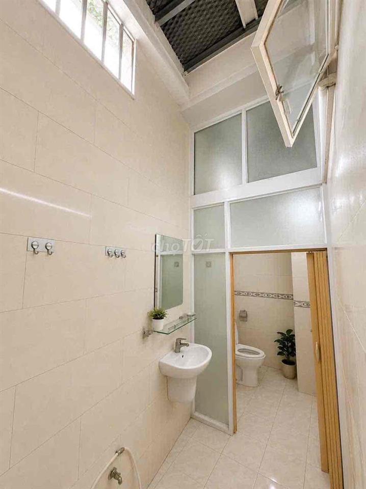 DUPLEX SIÊU TO FULL NỘI THẤT TRUNG TÂM QUẬN 7