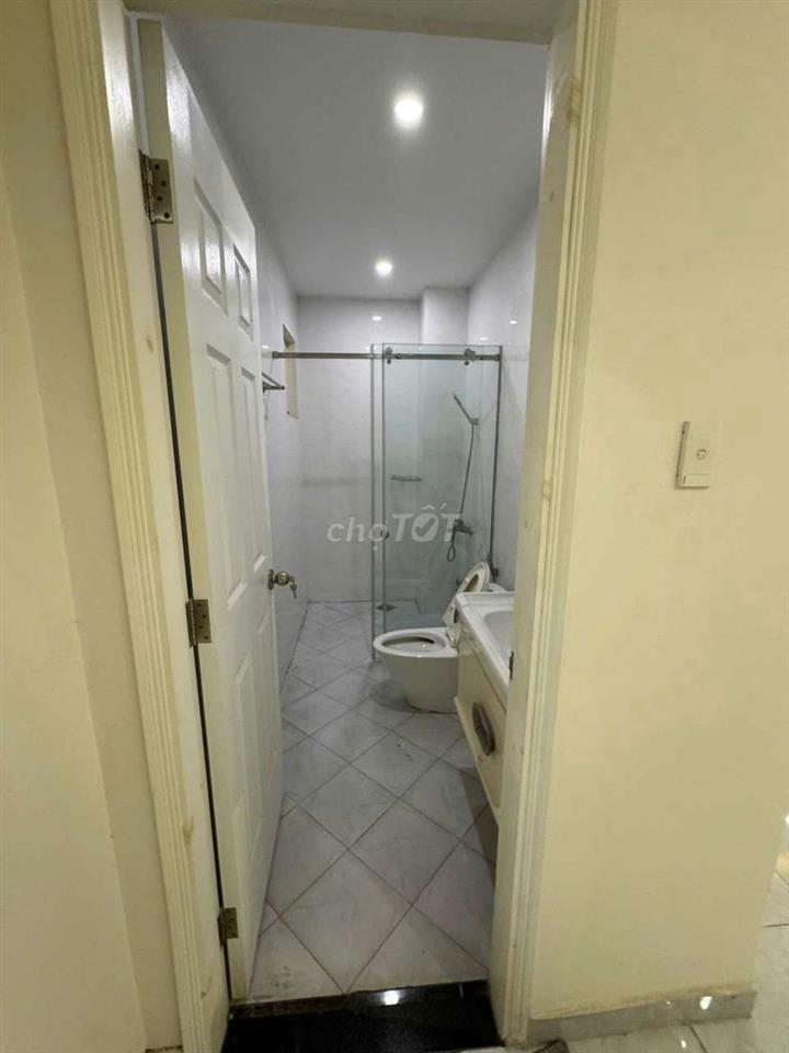 Căn hộ gia đình 2 phòng ngủ 6,5 triệu. KDC Năm Long Quận 7 