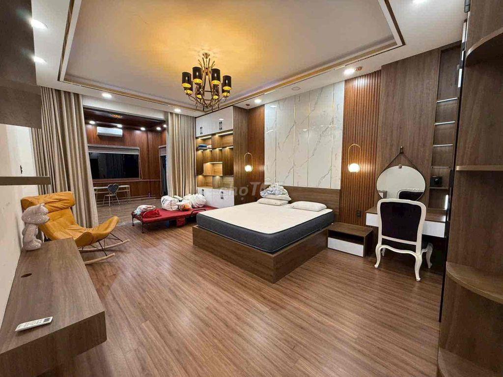 🔥 CHO THUÊ NHÀ MẶT TIỀN HUỲNH TẤN PHÁT, Q7 – KINH DOANH ĐẸP 🔥