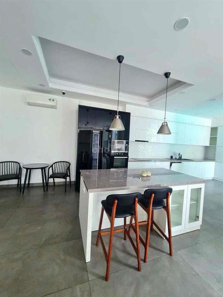 CHO THUÊ BIỆT THỰ TỨ LẬP – MỸ GIA 1 Mặt Tiền Đường 19 - Phú Mỹ Hưng