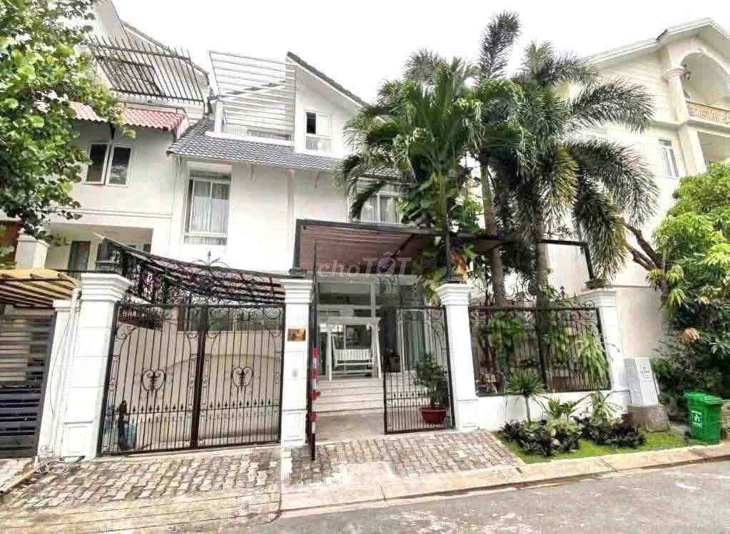 🏡 Ở LIỀN/ K KÉN KHÁCH/ CHO THUÊ VILLA PMVPH Q7-4PN HỒ BƠI- Giá 3000$.