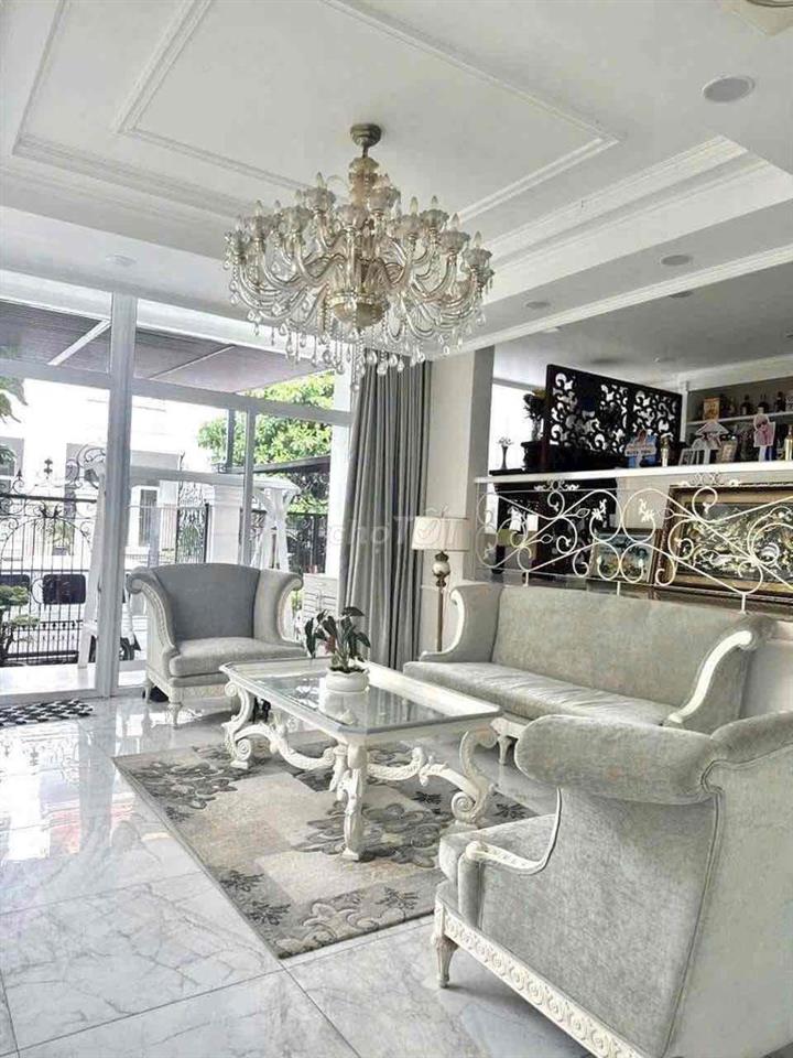 🏡 Ở LIỀN/ K KÉN KHÁCH/ CHO THUÊ VILLA PMVPH Q7-4PN HỒ BƠI- Giá 3000$.