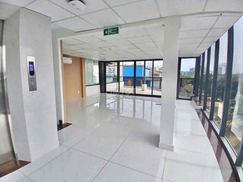 Chào thuê Góc 3 mặt tiền Kim Sơn- Quận 7 85 TRIỆU