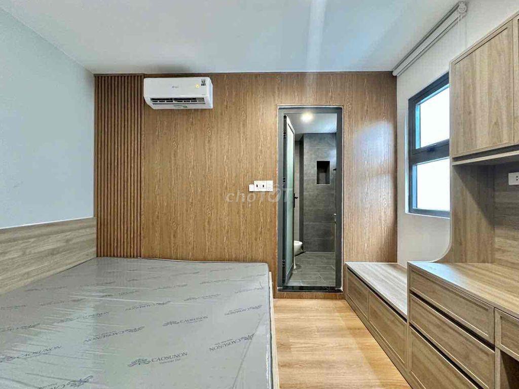 Căn hộ studio cho thuê gần Cầu Calmet, Bến Vân Đồn, Quận 1