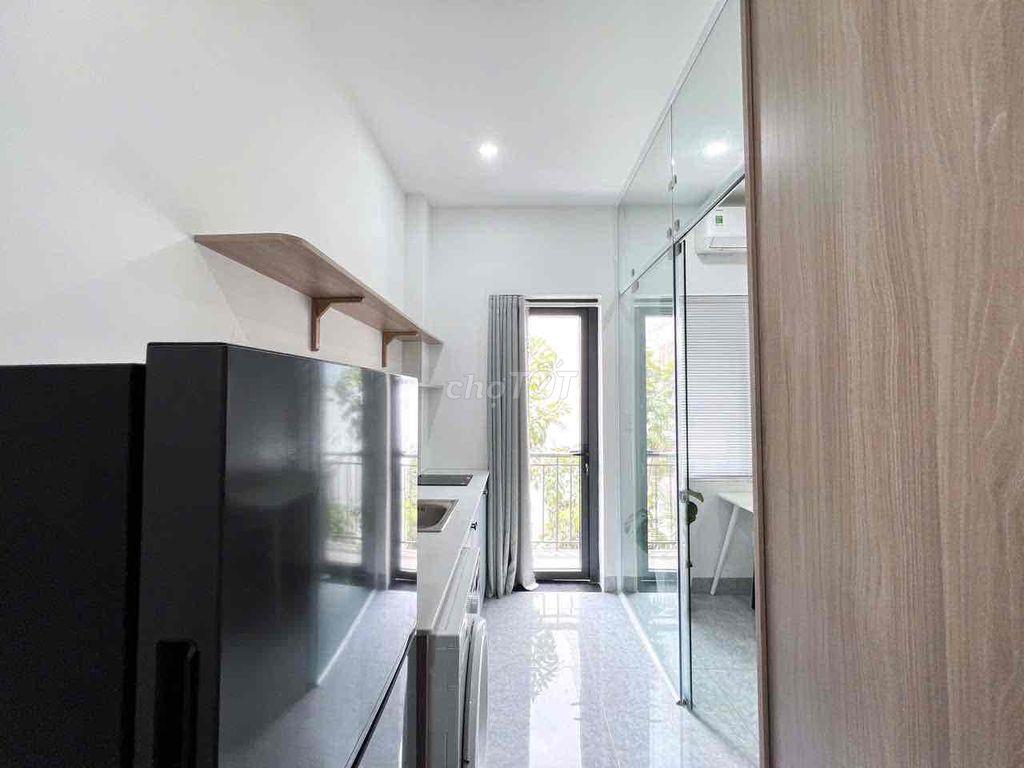 CHO THUÊ STUDIO Q7 FULL NT CỬA SỔ LỚN GẦN LOTTE TDTU UFM RMIT Q1,4,8