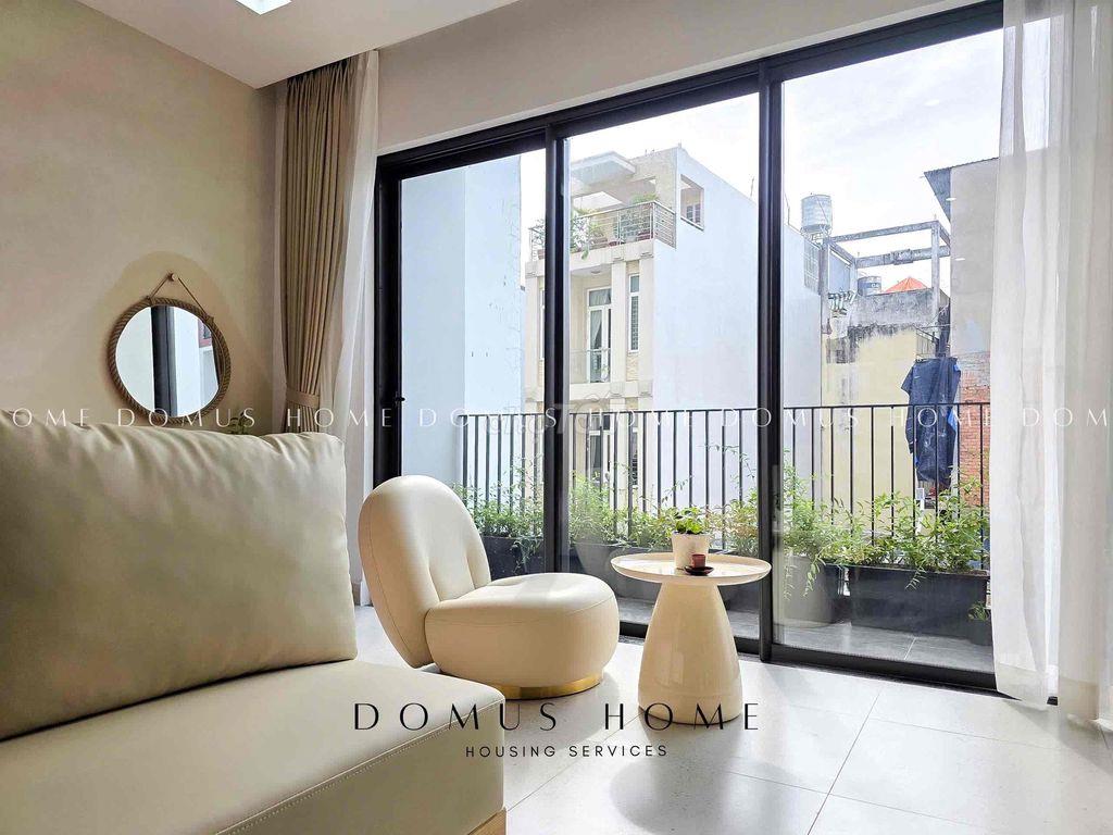 STUDIO ban công siêu xinh Ngay Trung Tâm Quận 7