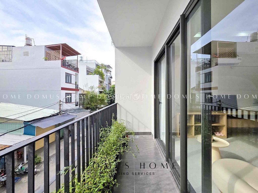 STUDIO ban công siêu xinh Ngay Trung Tâm Quận 7