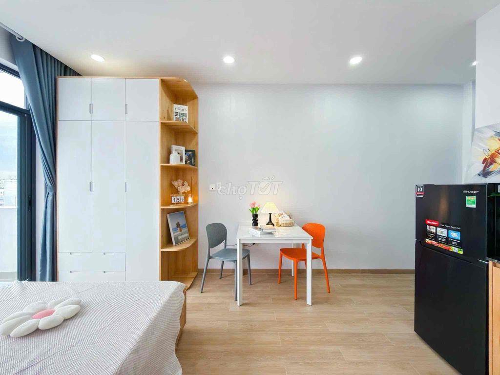 STUDIO BAN CÔNG GẦN ĐẠI HỌC TÔN ĐỨC THẮNG VÀ RMIT SÁT LOTTE MART