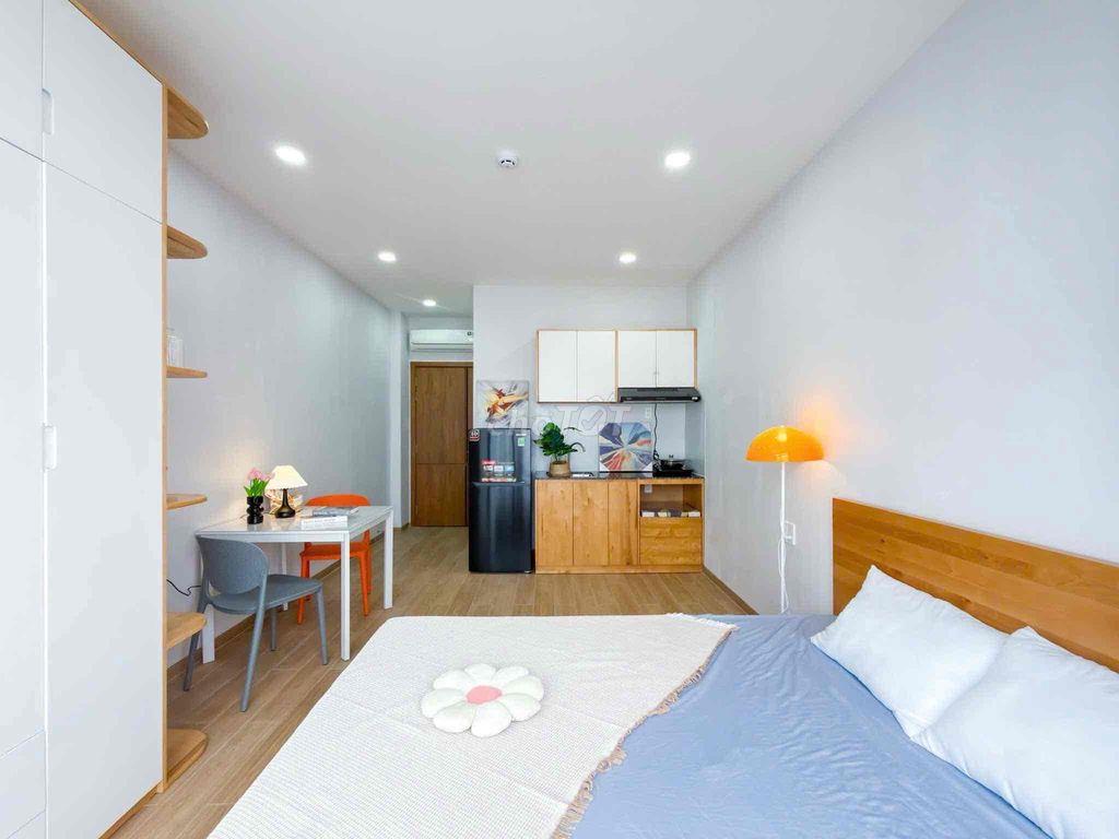 STUDIO BAN CÔNG GẦN ĐẠI HỌC TÔN ĐỨC THẮNG VÀ RMIT SÁT LOTTE MART