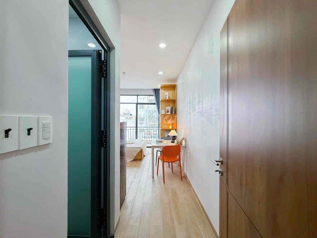 STUDIO BAN CÔNG GẦN ĐẠI HỌC TÔN ĐỨC THẮNG VÀ RMIT SÁT LOTTE MART