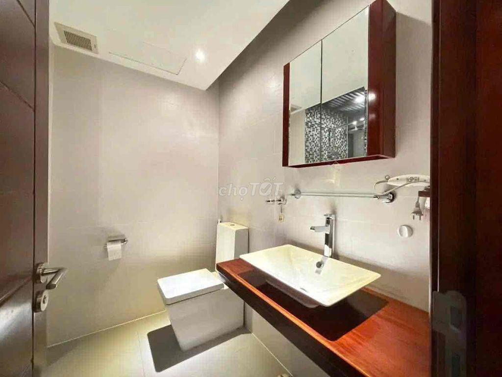 Studio mới