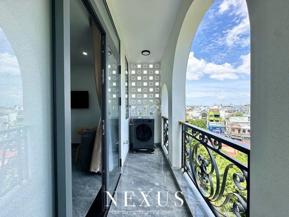 Studio ban công rộng 35m2 view đẹp thoáng mát
