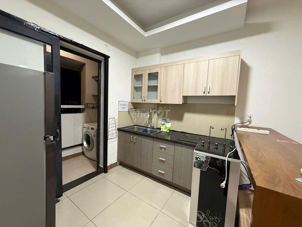 cho thuê 67m2, 2pn, 2wc căn góc . 8 triệu