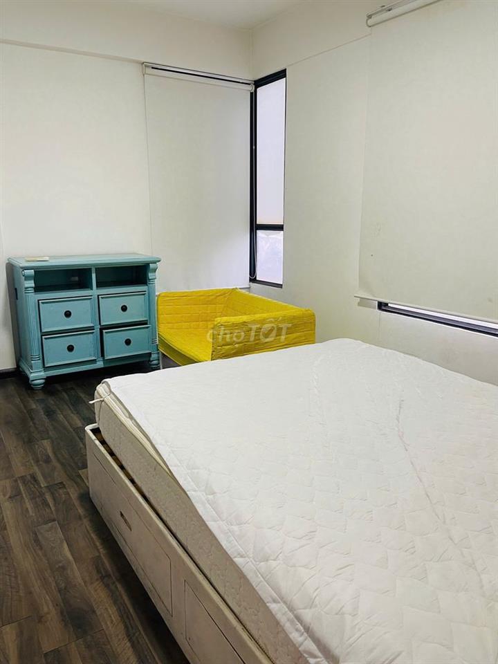 Cho thuê 160m2, 4pn, 3wc, FULL NỘI THẤT sạch sẽ.