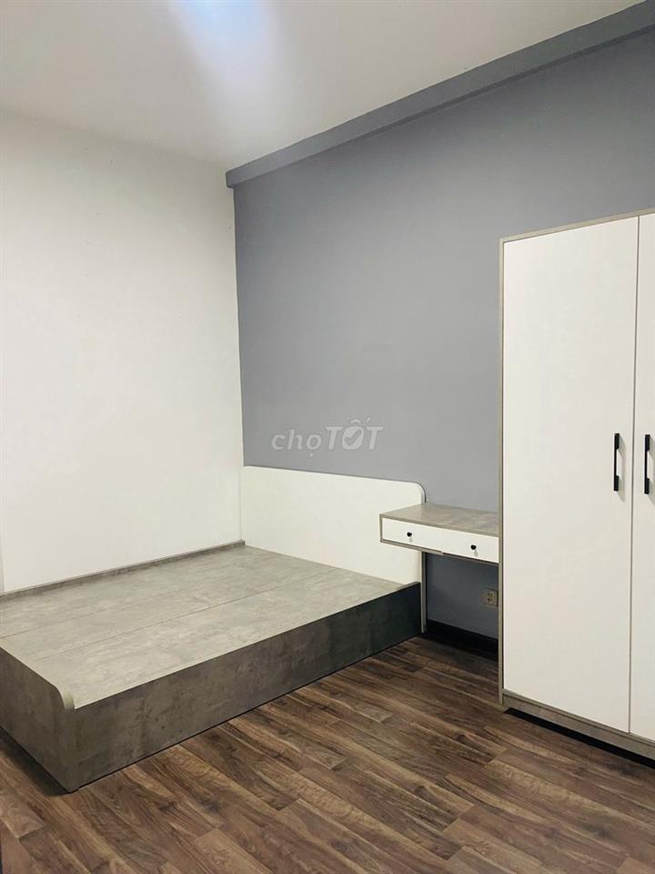 Cho thuê 160m2, 4pn, 3wc, FULL NỘI THẤT sạch sẽ.