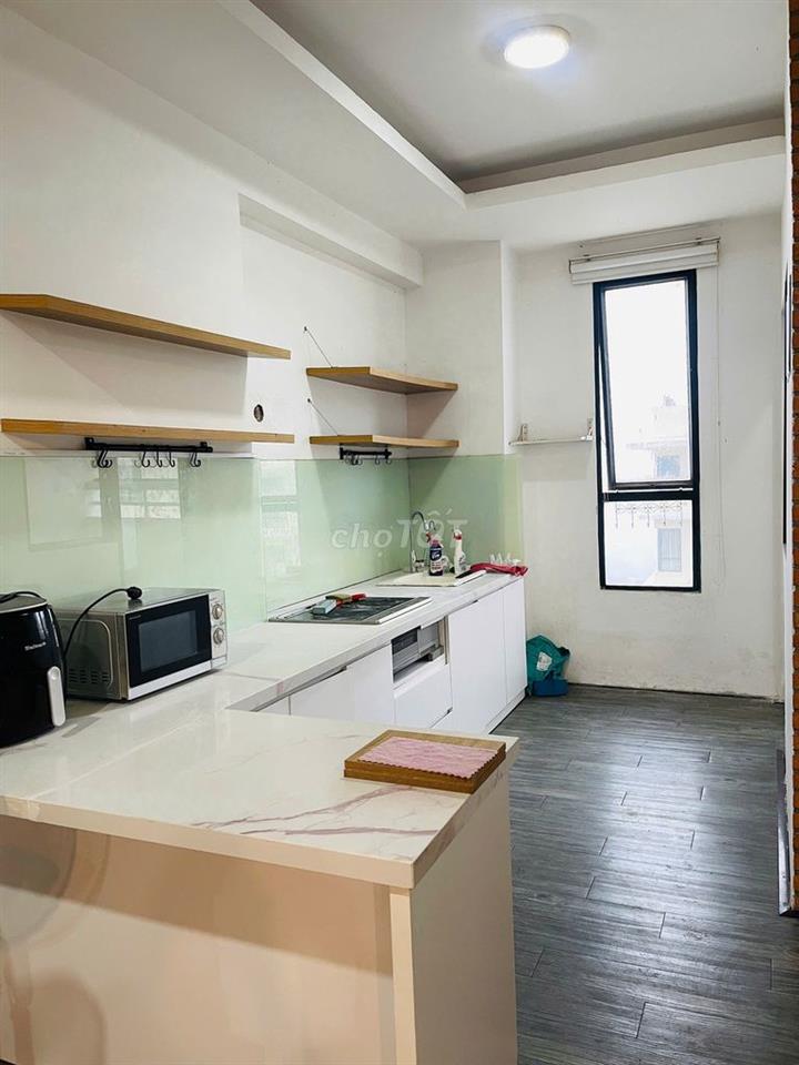 Cho thuê 160m2, 4pn, 3wc, FULL NỘI THẤT sạch sẽ.