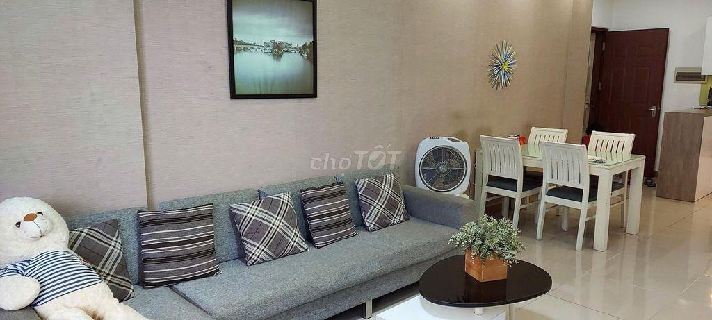 Cho thuê căn hộ Đức Khải, 97m2, 3pn, 2wc 11 triệu