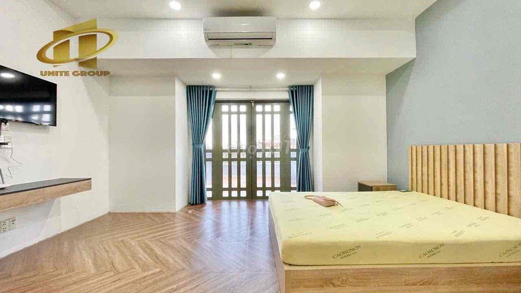 CHO THUÊ CĂN HỘ FULL NT - BAN CÔNG( gần dh tài chính, ntt, tdt, rmit)