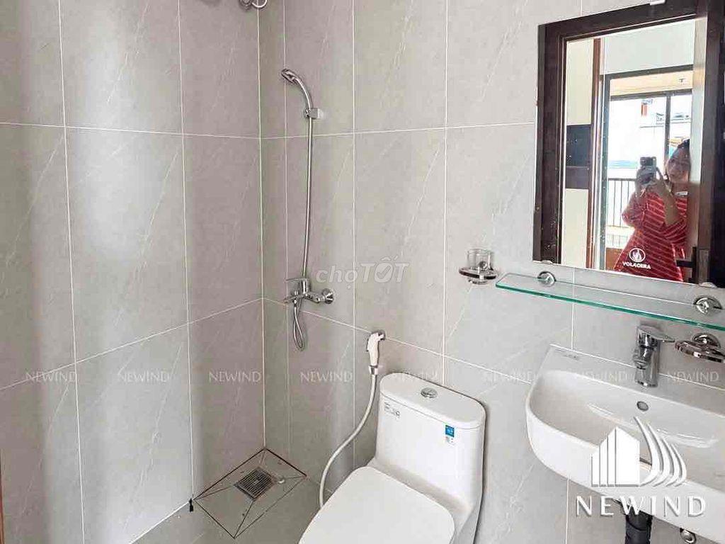 Siêu Phẩm Căn Hộ 1Pn BanCong Full NT mới 100% ngay Sunrise City, Rmit