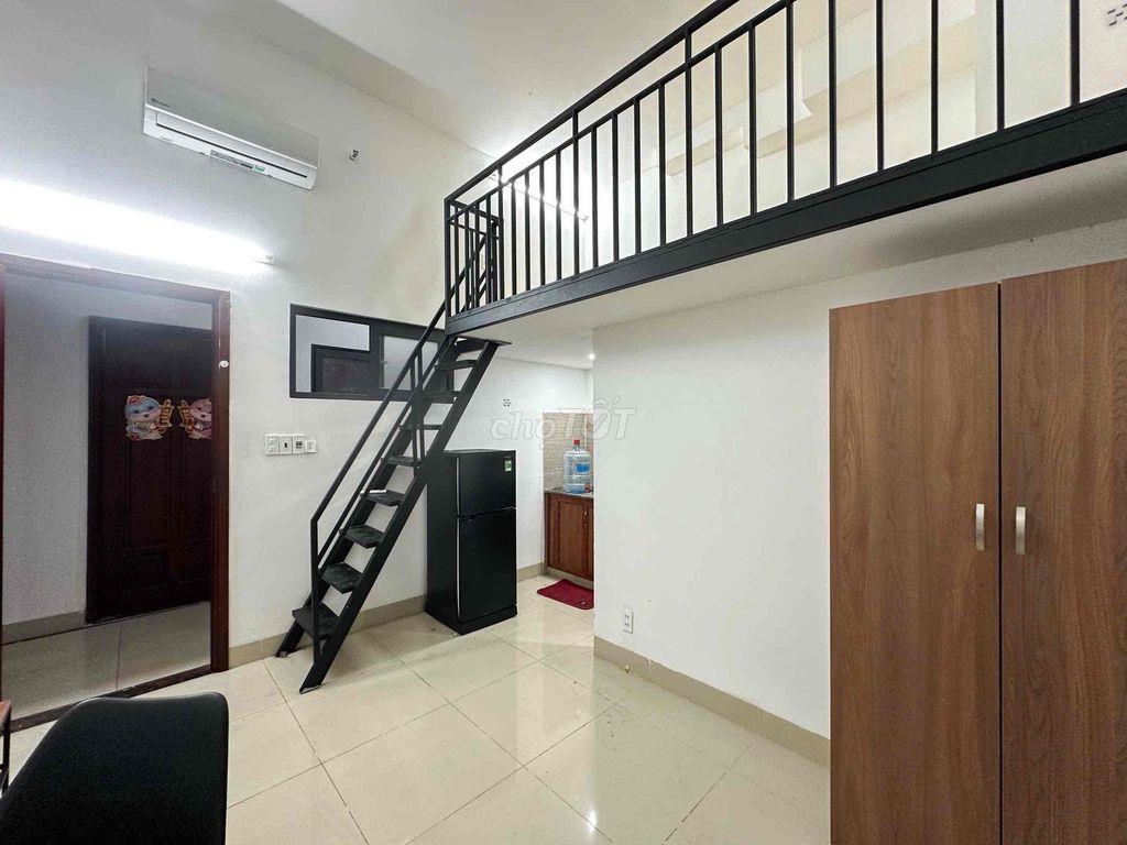 Duplex 3-4 ngưởi ngay chợ Tân Mỹ gần UFM,TDTU,NTT