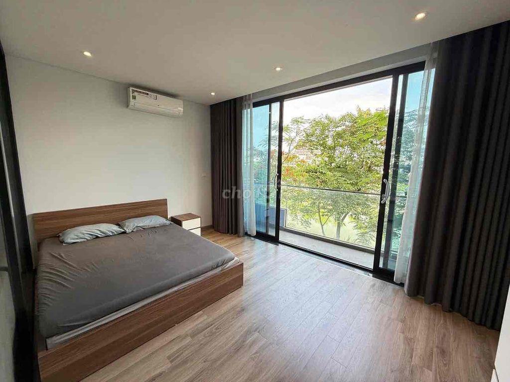 Cho thuê - Căn hộ tách bếp Ban công 40m2 Gần Cầu Kênh Tẻ Quận 7 Quận 4
