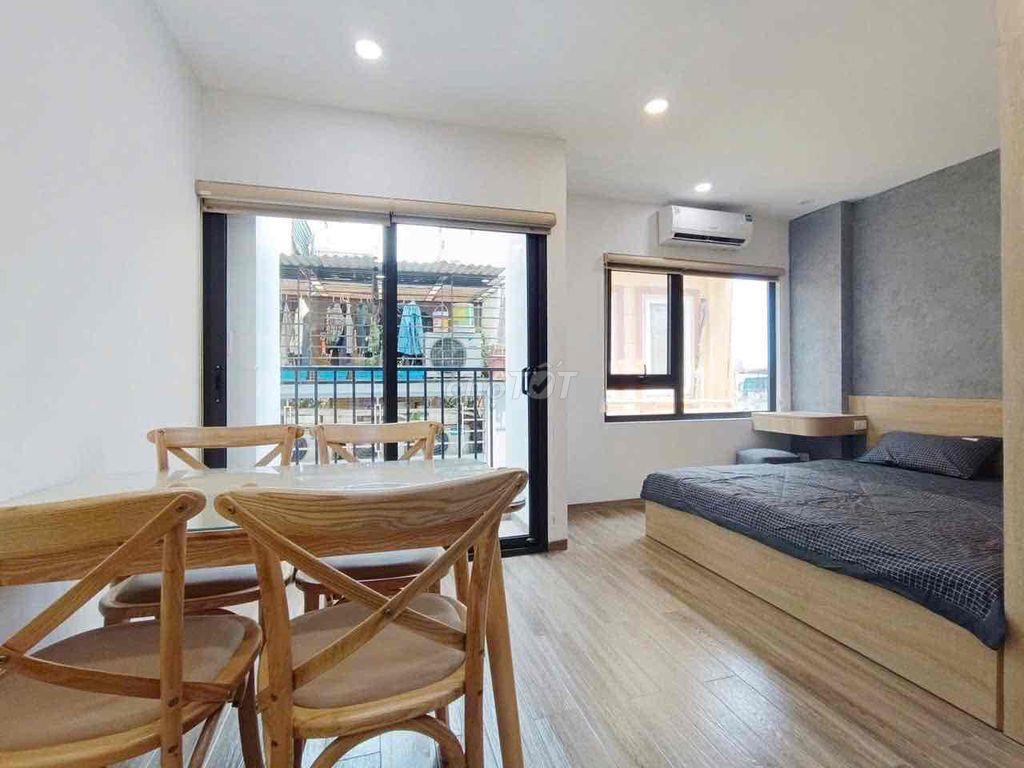 STUDIO TÓNE GỖ - Ban công Too 40m2 Hoàng Trọng Mậu Q7