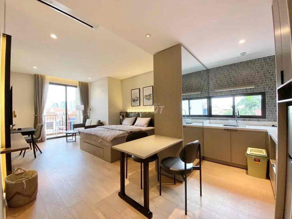Trống lại - Studio ban công to Phan Huy Thực Tân Quy Quận 7