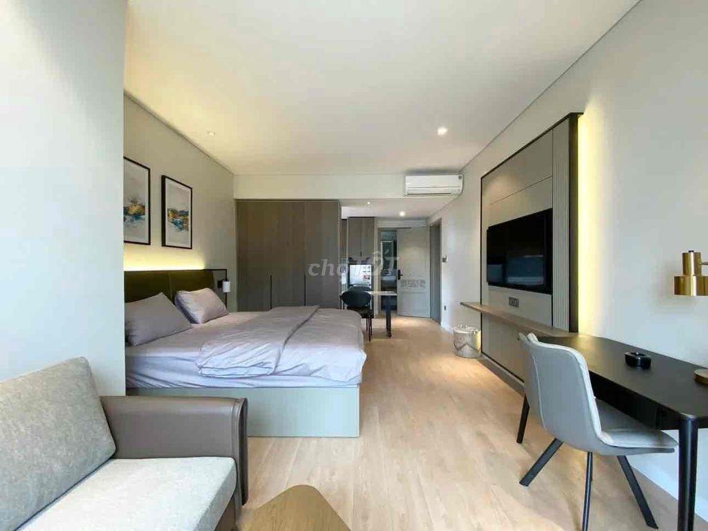 Trống lại - Studio ban công to Phan Huy Thực Tân Quy Quận 7