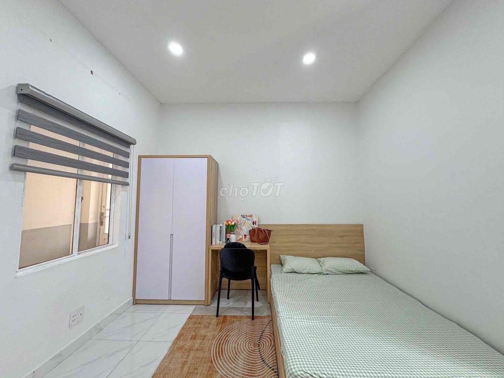 Căn Hộ 1 Phòng Ngủ - Full Nội Thất - Mặt tiền đường số 30 Tân Phong