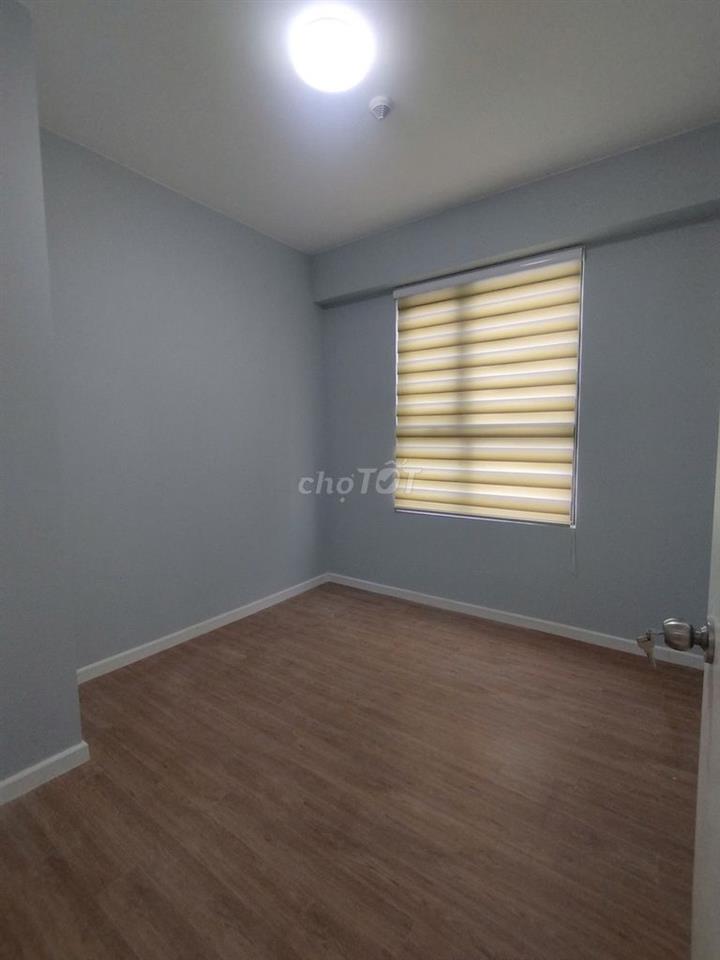 Ở ghép 1-1 phòng Master của căn 3PN (Gay LGBT)